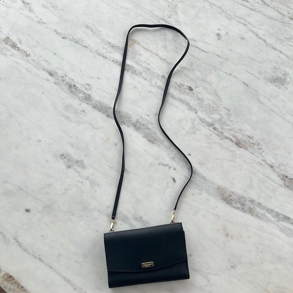 kate spade Handbags - Kate Spade crossbody wallet